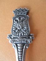 Lepeltje gemeentewapen Nijmegen (M), Zo goed als nieuw, Verzenden