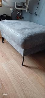 Hocker 60x90x45 hoog. Microledero stof grijs., Huis en Inrichting, Banken | Voetenbanken en Poefen, Ophalen, 75 tot 100 cm, Zo goed als nieuw
