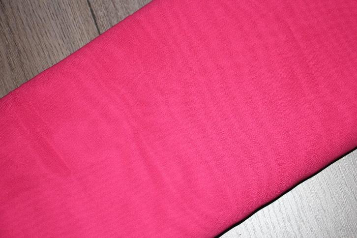 Polyester Chiffon stof - uni roze gekleurd #2775, Hobby en Vrije tijd, Stoffen en Lappen, Nieuw, Polyester, 120 cm of meer, 200 cm of meer