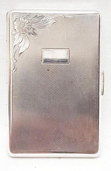 Art Deco Sigarettenetui - zilver. beschikbaar voor biedingen