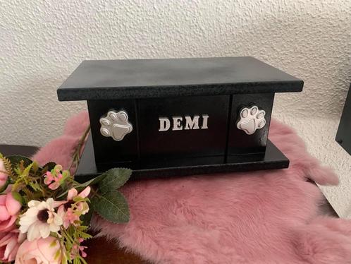 Urnen kistjes handgemaakt van hout in 4 maten in 3 kleuren, Dieren en Toebehoren, Honden-accessoires, Nieuw, Ophalen of Verzenden
