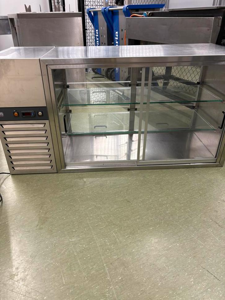 Koelvitrine 300 liter, Witgoed en Apparatuur, Koelkasten en IJskasten, Gebruikt, Zonder vriesvak, 200 liter of meer, 140 tot 160 cm