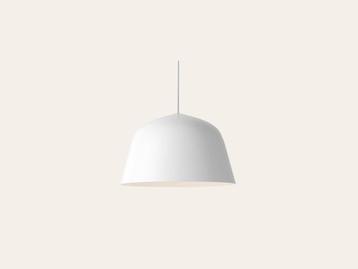 Muuto Ambit wit bij TheReSales beschikbaar voor biedingen