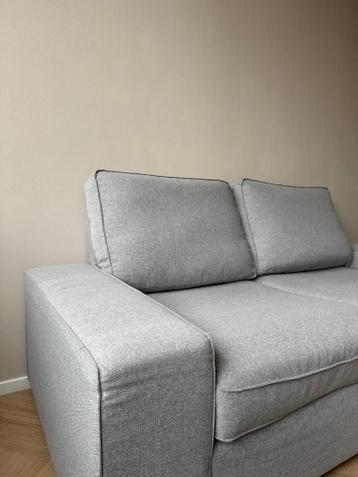 IKEA Kivik 2-zits bank en poef. - afbeelding 3