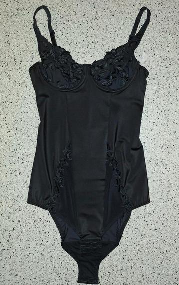 Barbara - body - maat 75B beschikbaar voor biedingen