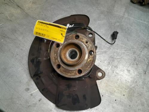 Fusee rechts-voor van een Volvo XC90, Auto-onderdelen, Ophanging en Onderstel, Volvo, Gebruikt, 3 maanden garantie, Ophalen of Verzenden