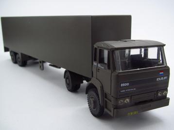 Lion car - DAF 2500 miniatuur '' Landmacht '' 1:50 beschikbaar voor biedingen