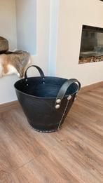 Stoere ruber mand, Huis en Inrichting, Woonaccessoires | Schalen en Manden, Ophalen, Zo goed als nieuw, Rond, Overige materialen