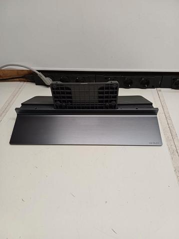 LG OLED tv stand / 302 beschikbaar voor biedingen