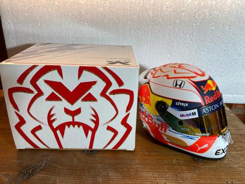 ✅ Max Verstappen 1:2 helm 2019 Fanshop Red Bull Racing RB15, Verzamelen, Automerken, Motoren en Formule 1, Nieuw, Formule 1, Ophalen of Verzenden