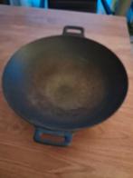 Gietijzeren wok 33 cm., Ophalen, Gebruikt, Gietijzer, Keramische plaat