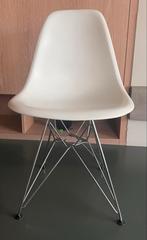 Vitra Eames DSR Stoel - Wit, Verchroomd Onderstel, Huis en Inrichting, Ophalen, Kunststof, Gebruikt, Wit