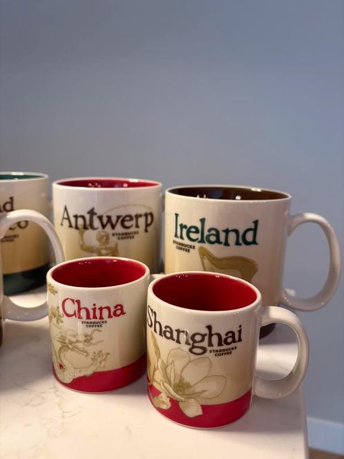 Starbucks mok collectie (12 stuks), Huis en Inrichting, Keuken | Servies, Zo goed als nieuw, Kop(pen) en/of Schotel(s), Overige stijlen