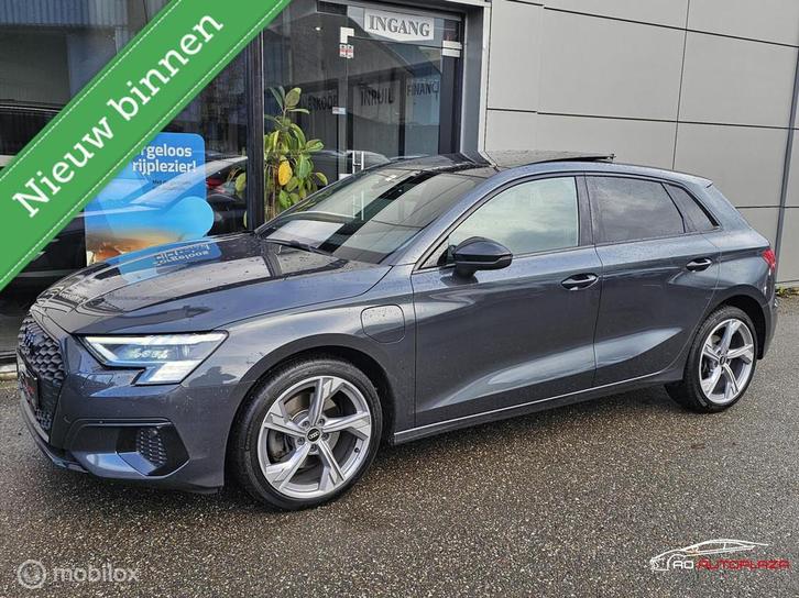 Audi A3 Sportback 40 TFSI e Edition Panorama/HUD/Memory/Sfee, Auto's, Audi, Bedrijf, Te koop, A3, ABS, Achteruitrijcamera, Airbags