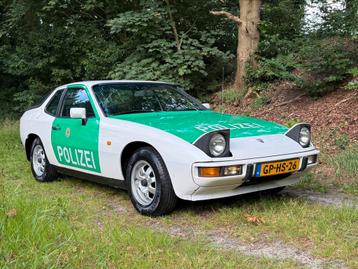 Porsche 924 2.0 Coupe 1984 ( polizei look zijn stickers ) beschikbaar voor biedingen