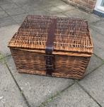 Rieten mand met deksel, Huis en Inrichting, Ophalen, Zo goed als nieuw, Rechthoekig, Riet