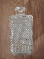 Antieke karaf van glas. 9x9x19 cm, Ophalen