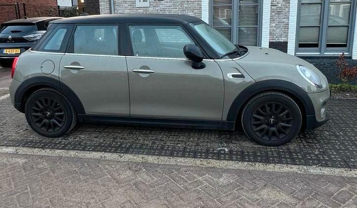 Mini 5-deurs chili 1.5 136pk 2020 Emerald Grey, Auto's, Mini, Particulier, Cooper, Airconditioning, Alarm, Apple Carplay, Bluetooth