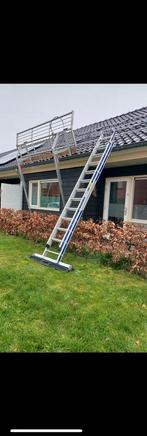 3 delig Ladder 9 meter, Doe-het-zelf en Verbouw, Ladders en Trappen, Ophalen of Verzenden, Zo goed als nieuw, Ladder, Opvouwbaar of Inschuifbaar