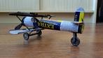 Afrikaans speelgoed - vliegtuigje gemaakt van conservenblik, Antiek en Kunst, Antiek | Speelgoed, Ophalen of Verzenden
