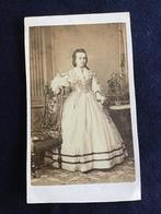 CDV, Jongedame, Carte de Visite, zeer oud, dun karton, Ophalen of Verzenden, Voor 1940, Gebruikt, Foto