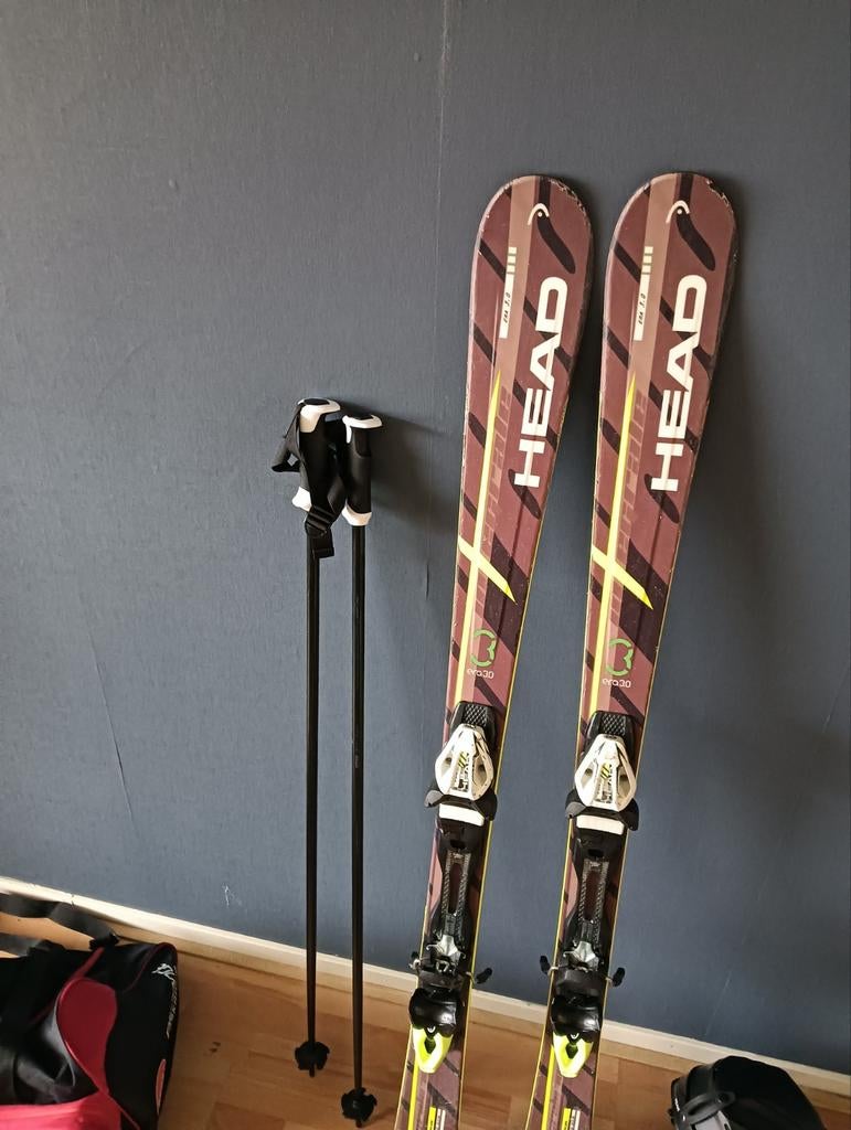 Ski 149cm en stokken 120, Sport en Fitness, Skiën en Langlaufen, Ophalen of Verzenden, Zo goed als nieuw, Overige typen, Overige merken