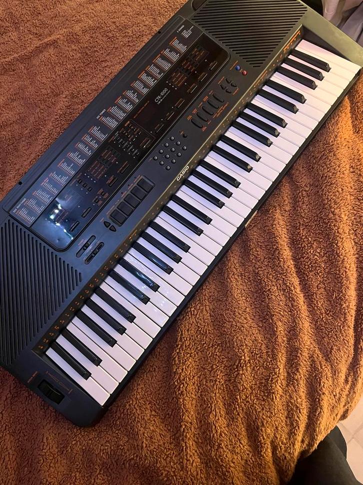 Casio CTK-1000 Keyboard - met touch sensitivity, Muziek en Instrumenten, Keyboards, Gebruikt, 61 toetsen, Casio, Ophalen of Verzenden