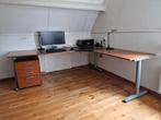 Mooi bureau met ladenblok, Huis en Inrichting, Ophalen, In hoogte verstelbaar, Gebruikt, Bureau