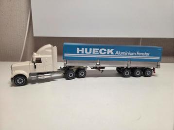 Siku Peterbilt Hueck  beschikbaar voor biedingen