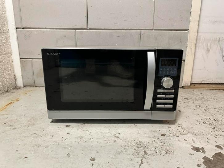 Sharp Combi-magnetron, Witgoed en Apparatuur, Magnetrons, Gebruikt, Vrijstaand, Combimagnetron, 45 tot 60 cm, Crisp, Grill, Hete lucht