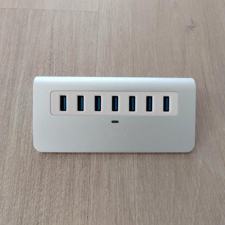 AUKEY 7 poorts USB-hub, Computers en Software, Dockingstations, Zo goed als nieuw, Harde schijf, Laptop, Ophalen of Verzenden