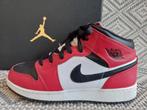 Nike Jordan 1 Mid Chicago Black Toe (GS) 39, Ophalen of Verzenden, Nike Jordan, Zo goed als nieuw, Sneakers of Gympen