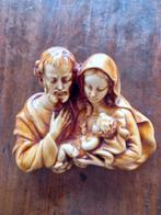 Beeldig religieus wandbeeld . Maria en Jozef met kind., Antiek en Kunst, Antiek | Religie, Ophalen