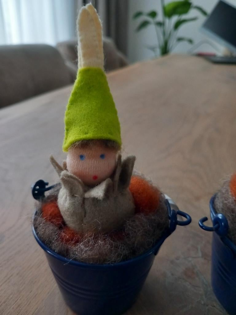 Narcisbolletje 16cm vilt seizoenstafel vrijeschool, Hobby en Vrije tijd, Vilt, Ophalen of Verzenden, Nieuw