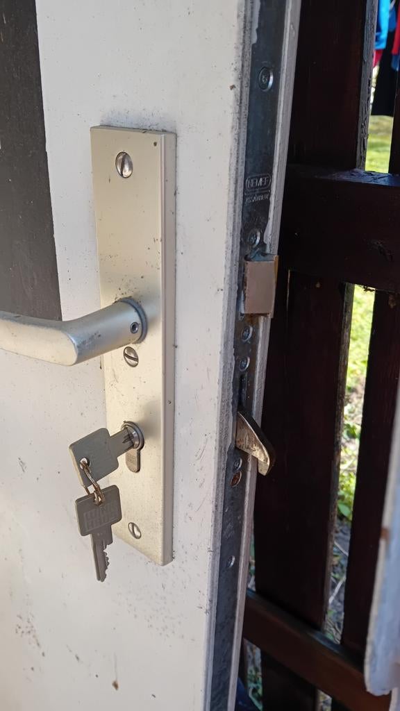 Deur met driepuntssluiting - 200x83 cm, Ophalen