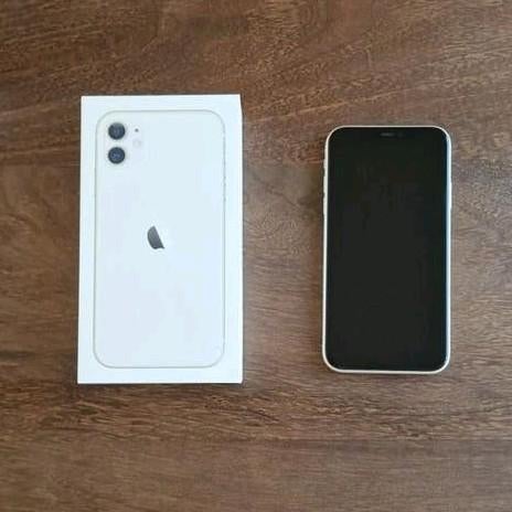 iPhone 11, Krasvrij, 83%, Ophalen of Verzenden, Zo goed als nieuw, Overige typen, Apple iPhone