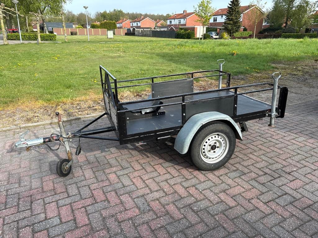 Motoraanhanger met inrijklem en oprijplaat, Auto diversen, Aanhangers en Bagagewagens, Ophalen of Verzenden, Gebruikt