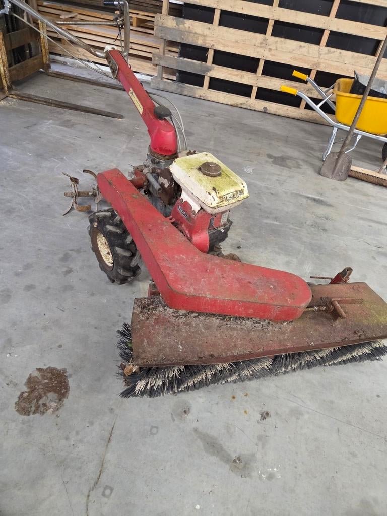 Honda veegmachine en tuinfrees, Ophalen, Gebruikt