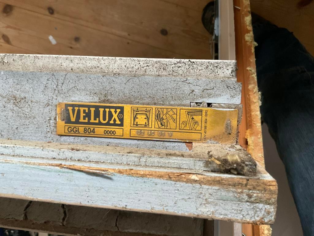 Velux GGL 804, Gebruikt, Raamkozijn, 75 tot 150 cm, Hout