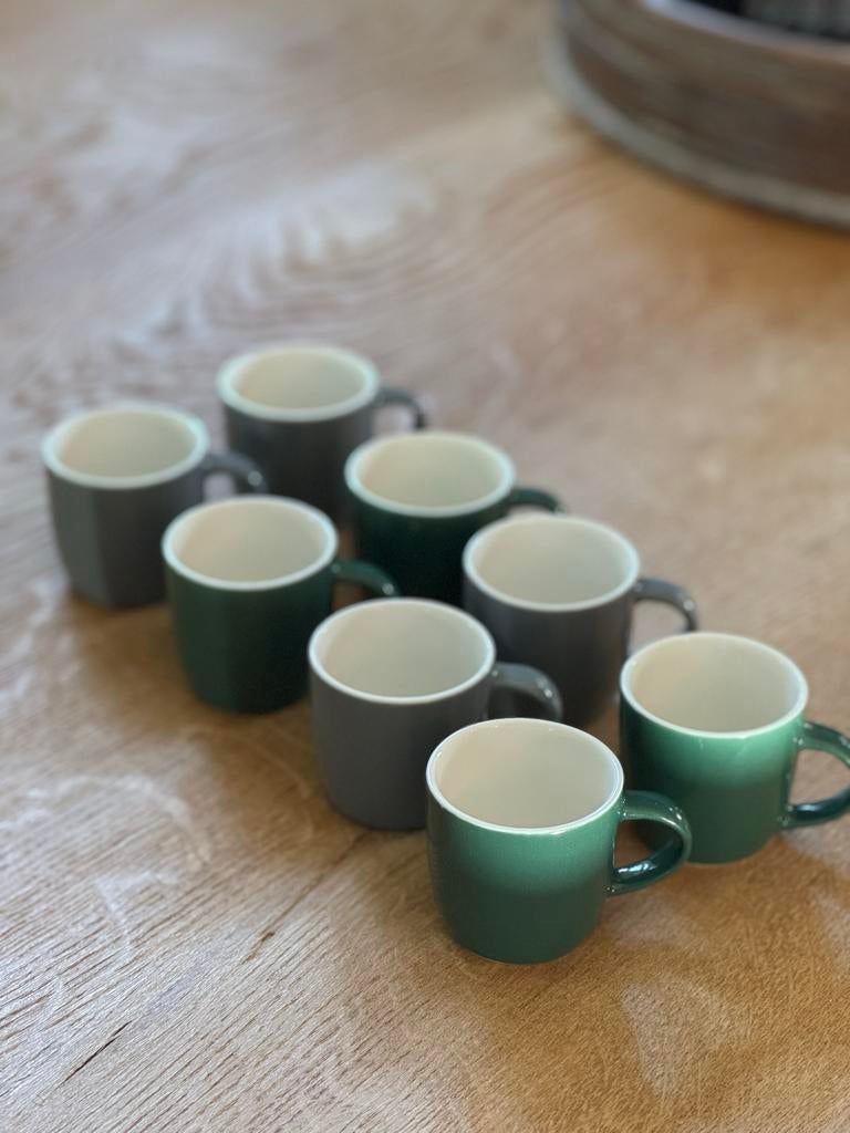 Espressomokjes, 8 stuks, groen en grijs, Keramiek, Ophalen of Verzenden, Zo goed als nieuw, Effen