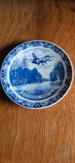 Delfts blauw bord vliegbasis Volkel, Ophalen of Verzenden, Zo goed als nieuw, Overige typen