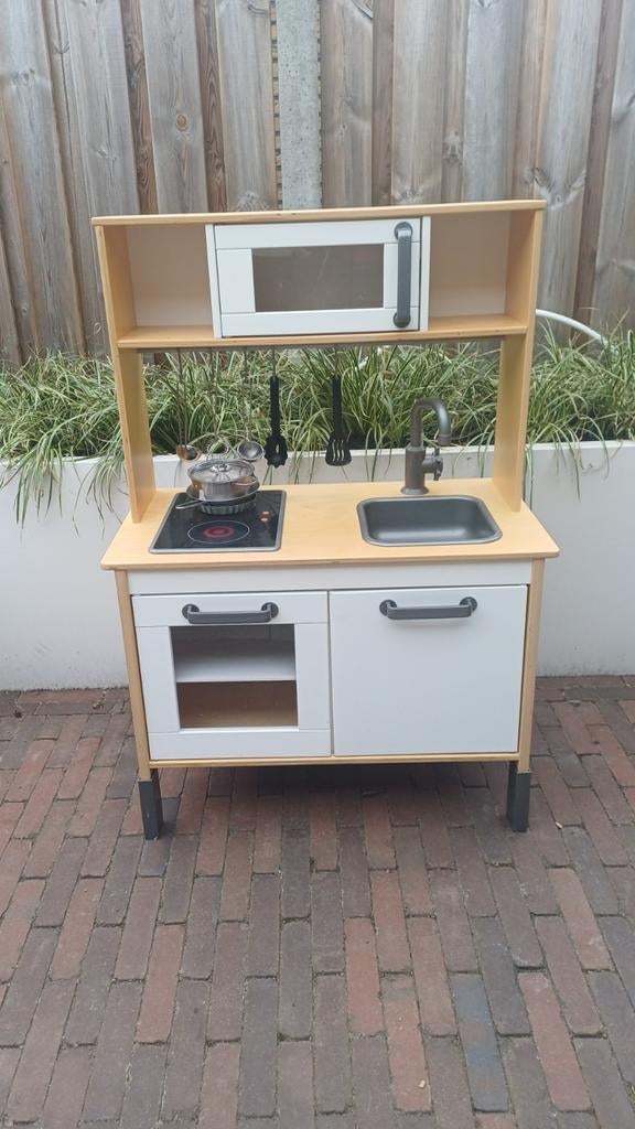 IKEA Duktig Speelkeuken met accessoires, Kinderen en Baby's, Speelgoed | Speelkeukens, Ophalen, Gebruikt, Hout, Speelkeuken