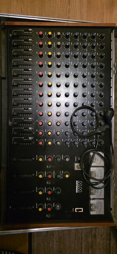 Vintage MM Electronics Mengpaneel - Professionele Mixer, Ophalen of Verzenden, Gebruikt, 10 tot 20 kanalen, Microfooningang