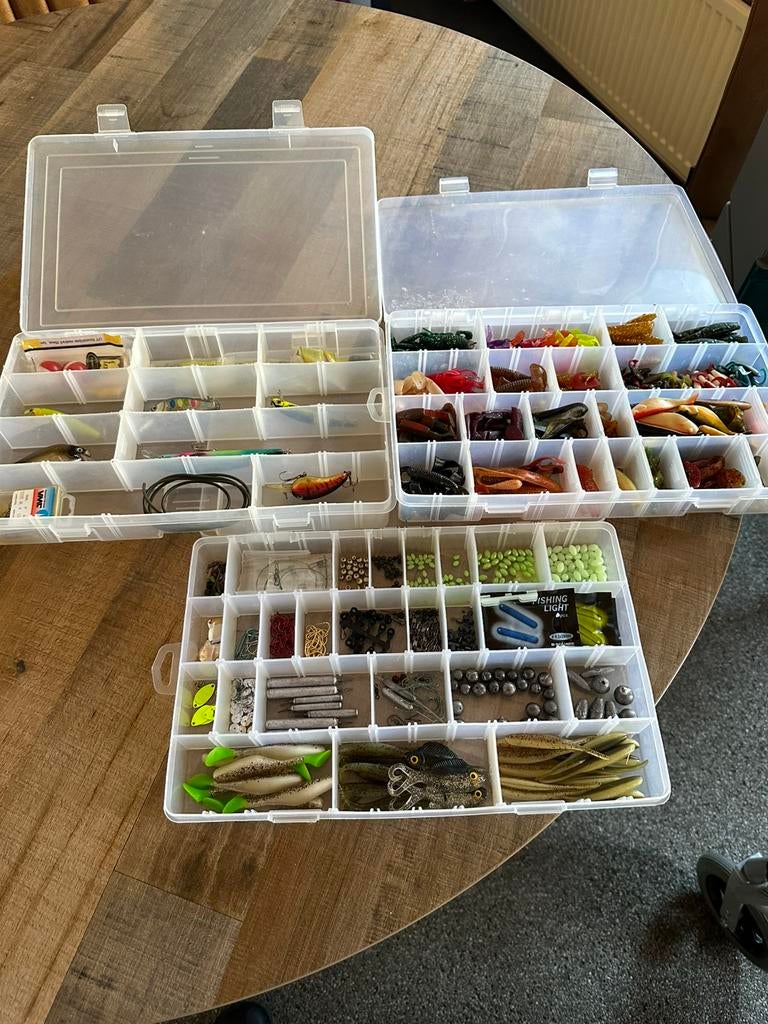 3 boxen met kunstaas, Watersport en Boten, Hengelsport | Roofvissen, Ophalen of Verzenden, Zo goed als nieuw, Overige typen