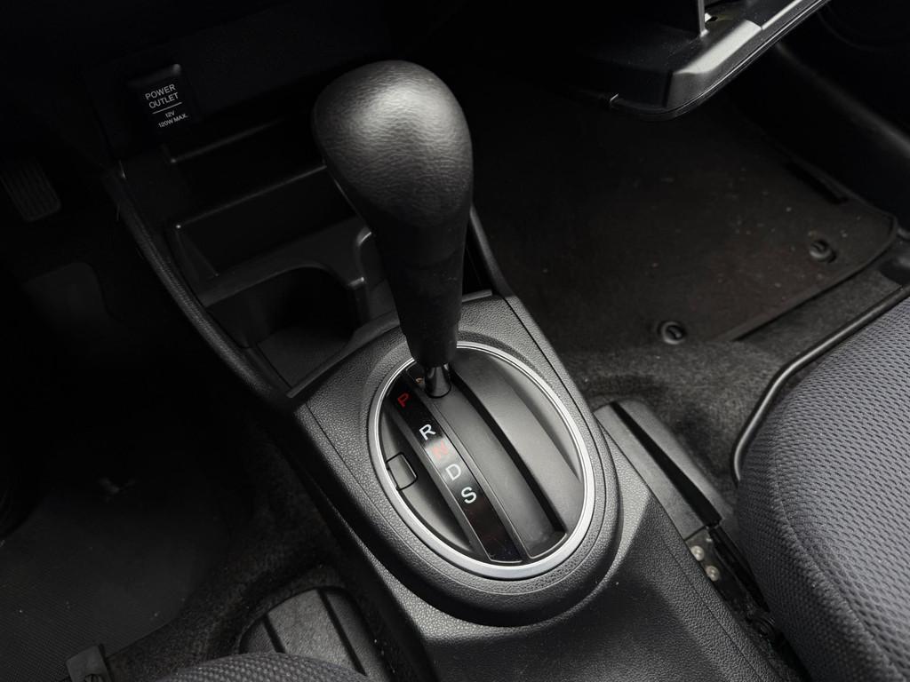 Honda Jazz 1.4 Hybrid Elegance Aut/Elektrische Pak/Navi/Carp, Auto's, Gebruikt, 4 cilinders, 49 €/maand, Bedrijf