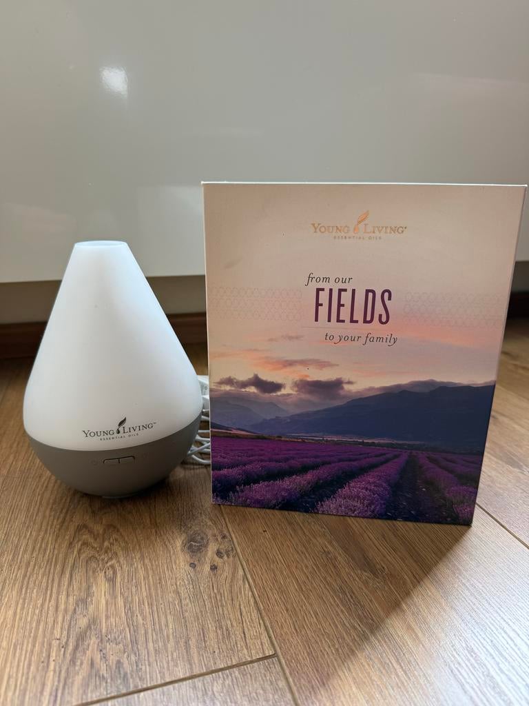 Young Living Starterset met Diffuser en Essentiële Oliën, Huis en Inrichting, Woonaccessoires | Overige, Ophalen of Verzenden