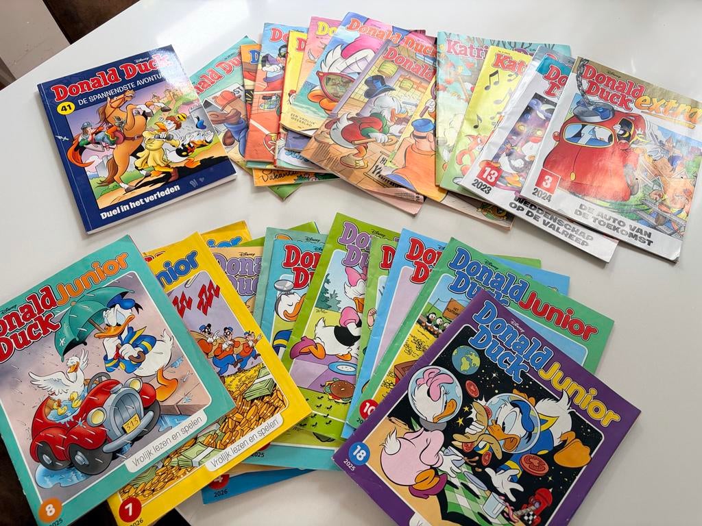 Grote collectie Donald Duck en Donald Duck Junior, Meerdere stripboeken, Ophalen of Verzenden, Gelezen