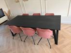 Zwarte eettafel Riverdale met 6 roze stoelen van Riverdale, Ophalen, Gebruikt, 200 cm of meer, 50 tot 100 cm