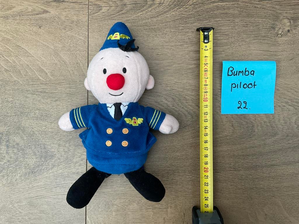 Nieuwe zgsn Piloot Bumba knuffel studio 100, Ophalen, Overige figuren, Nieuw, Beeldje of Figuurtje
