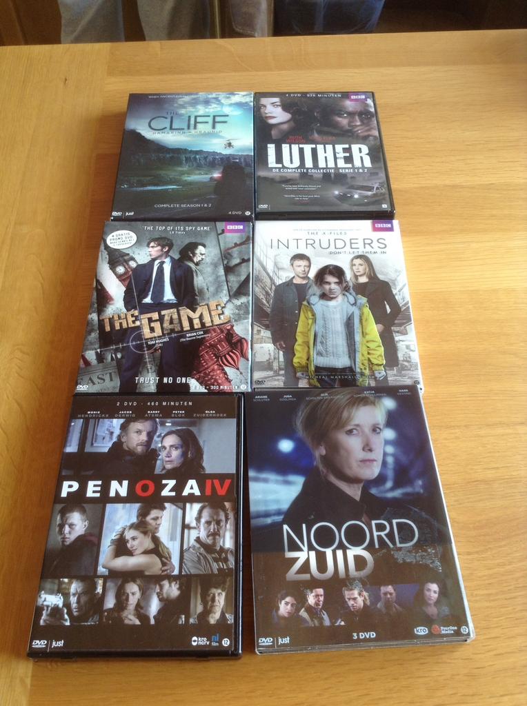 Dvd box Noord en Zuid, The Game, The Cliff, Intruders, Alle leeftijden, Ophalen of Verzenden, Zo goed als nieuw, Actie en Avontuur